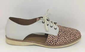 Bush Step Snow Path Rollie Sidecut Pink Snow Leopard White Leather SOLD OUT