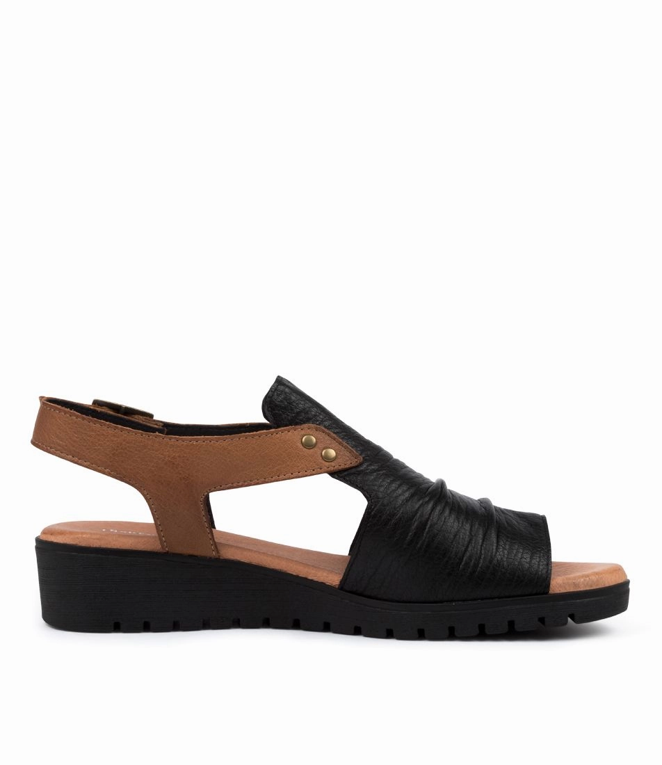 Madis Flexible Beach Shoes