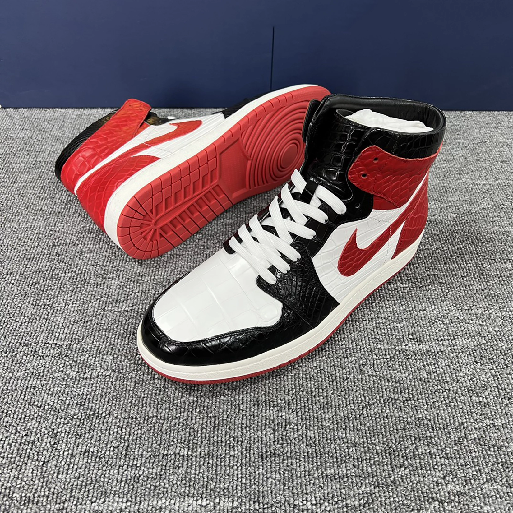 Leather Ankle Boots Men's Sneaker Handmade Genuine Crocodile Alligator Leather Sporty Fashion