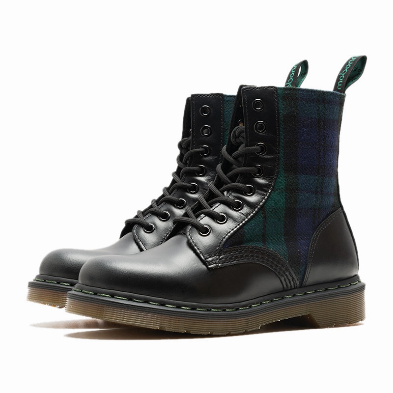 MOBONNIE QUEEN STUDIO HANDCRAFT 8 HOLE HIGH TOP PLAID WOMEN BOOTS Lands End Winter Boots