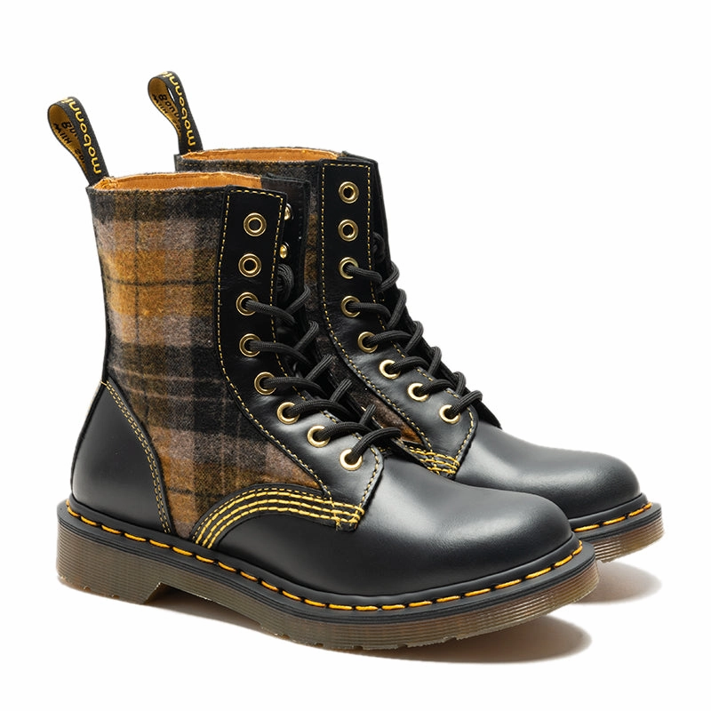 MOBONNIE QUEEN STUDIO HANDCRAFT 8 HOLE HIGH TOP PLAID WOMEN BOOTS Loafer Boots