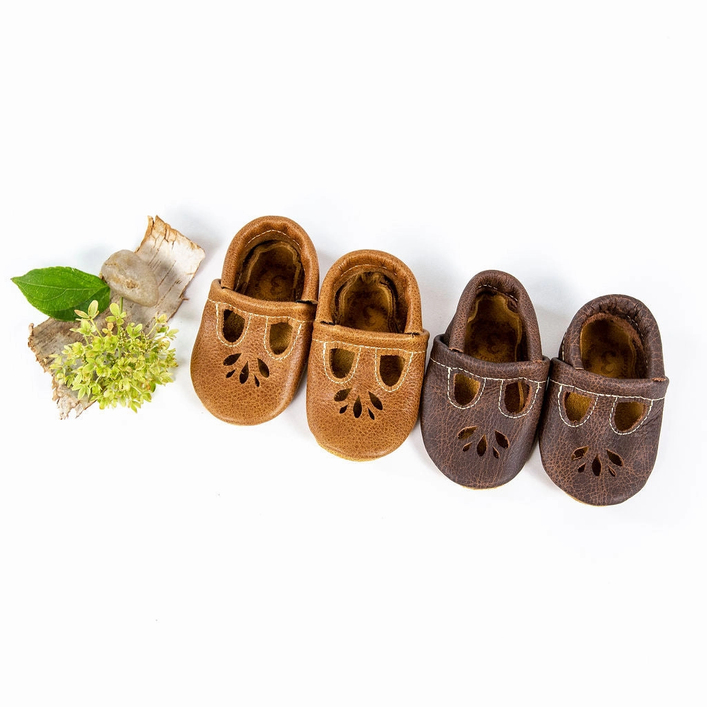 Saddle, Sable LOTUS T-Strap Shoes Baby and Toddler High Heel Mules Open Toe