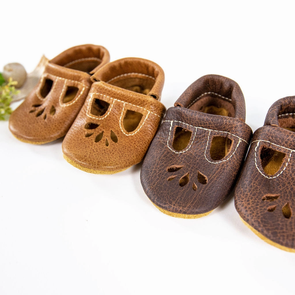 20cm High Heel Shoes Saddle, Sable LOTUS T-Strap Shoes Baby and Toddler