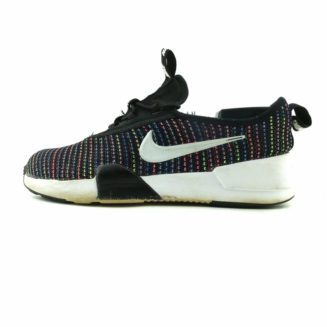 NIKE ASHIN MODERN SE Triumph Running Shoe