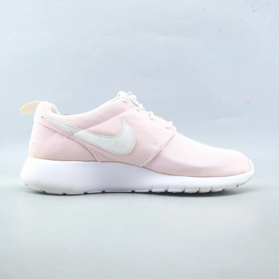 Best Beginner Running Shoes NIKE ROSHE ONE