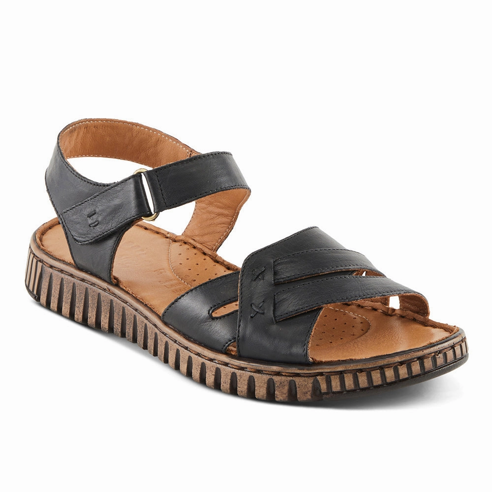 Slip-On Versatility Nochella