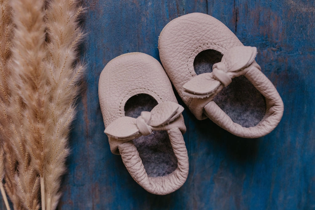 Thigh Boots Heels Oyster (beige pink) BELLA JANES Shoes Baby and Toddler