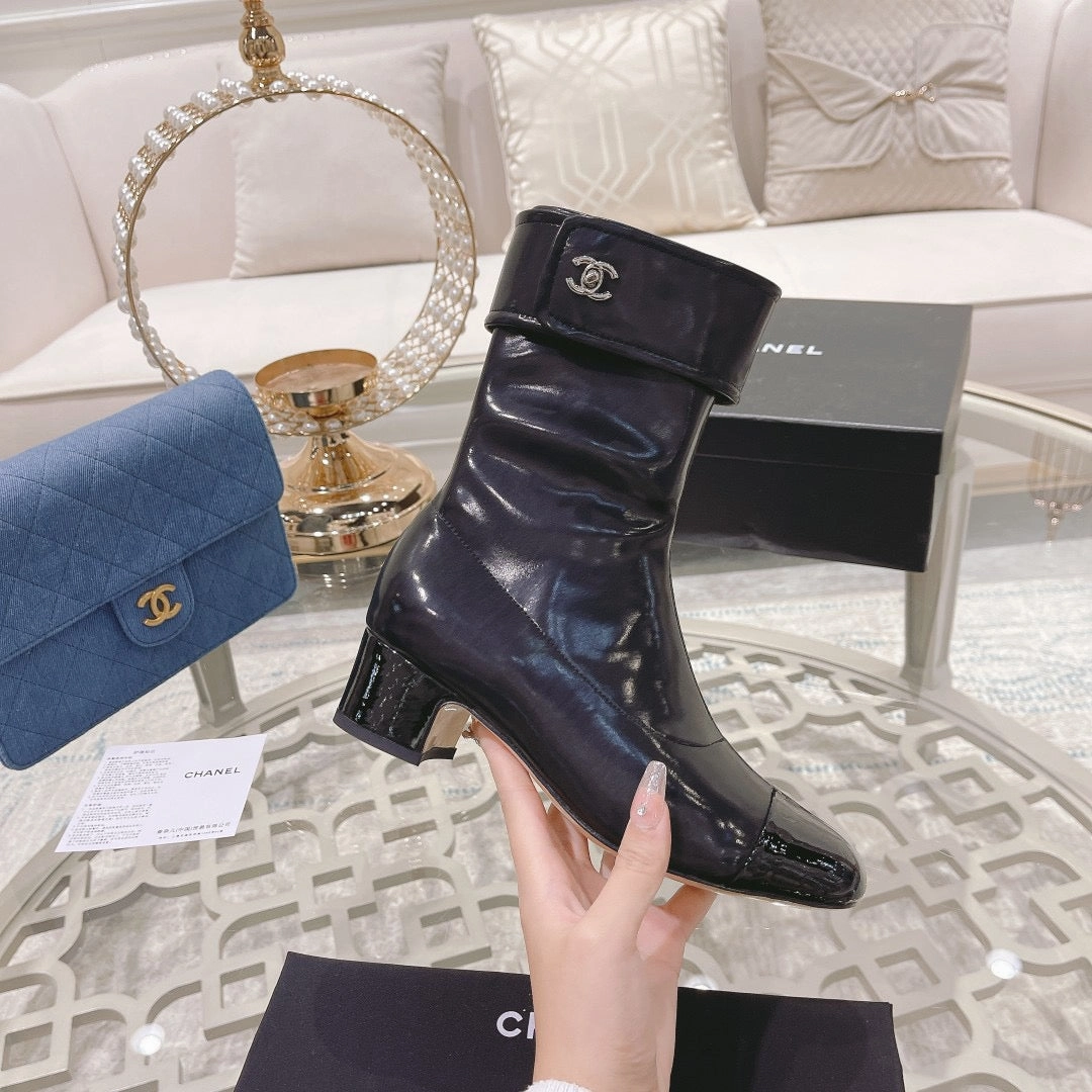 Adidas Shoe Size Conversion Chart SE697   Size 5-9   Heels:4.5cm Material: Cowhide  Lining: Sheep skin Sole: Italian leather