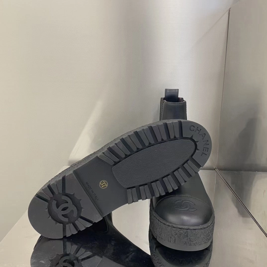 SE670  Size 4-9   Heels:3.5cm Material: Cowhide  Lining: Sheep skin Sole: TPU Adidas Arizona State Shoes