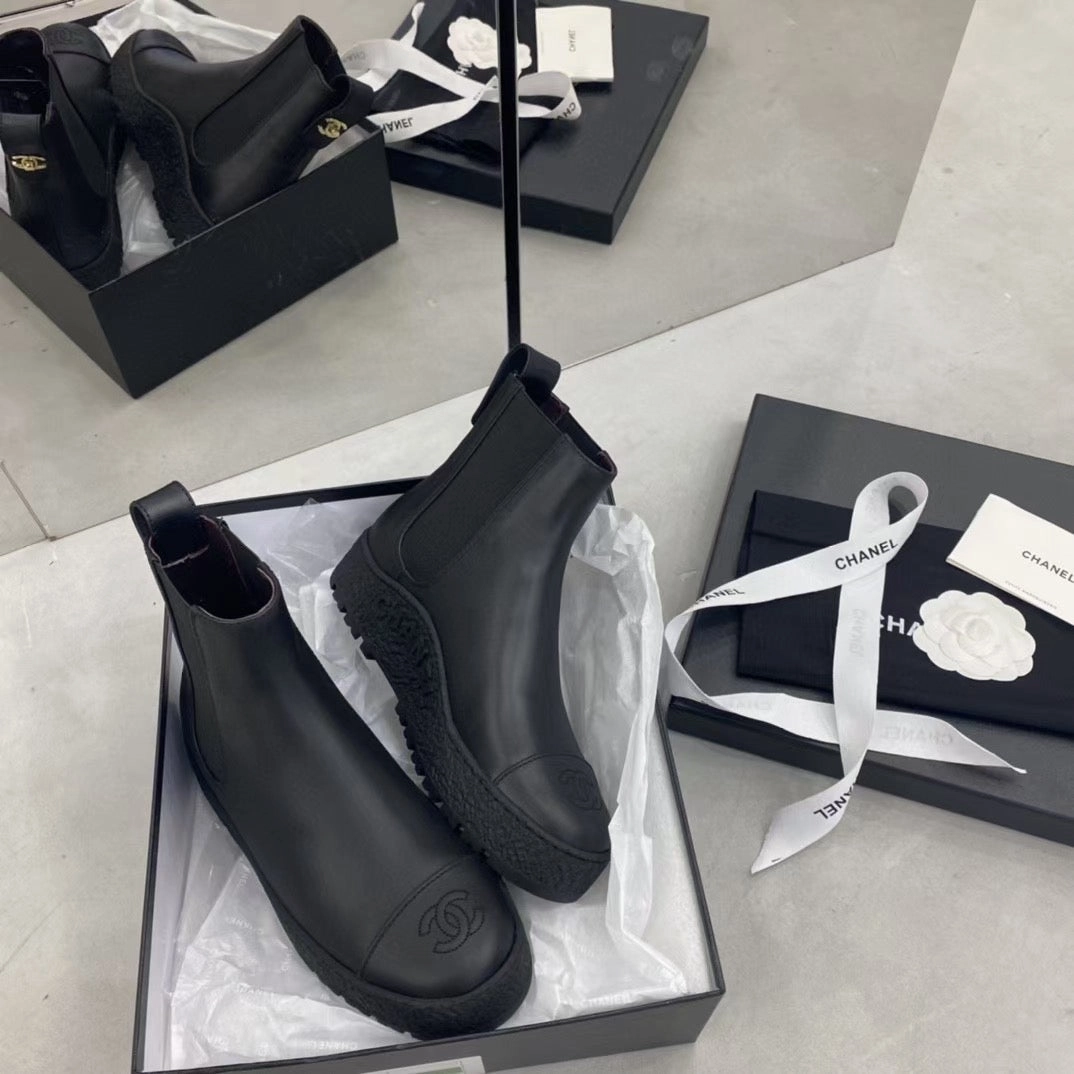 SE670  Size 4-9   Heels:3.5cm Material: Cowhide  Lining: Sheep skin Sole: TPU Adidas Shoes Soccer Cleats