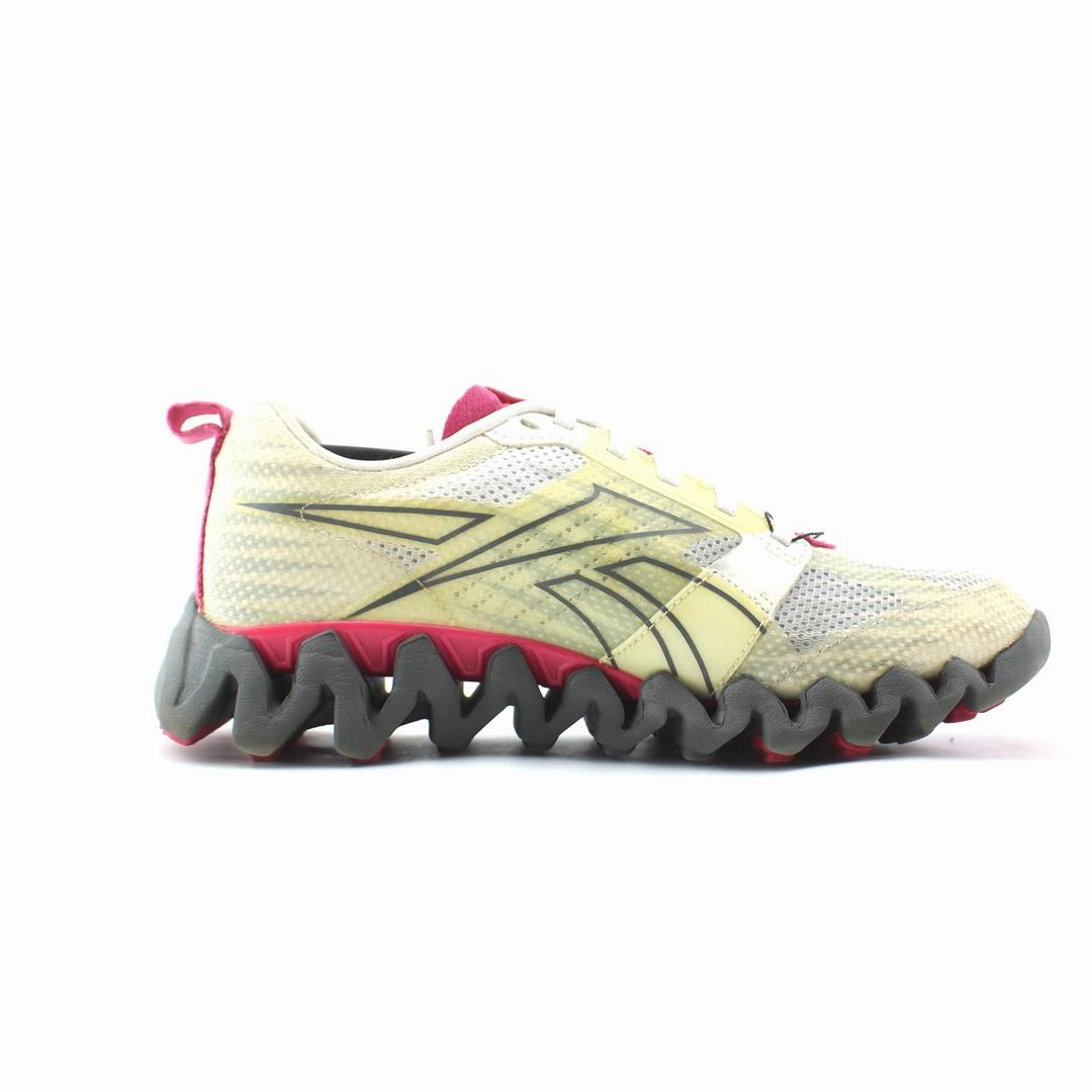 Originals Nmd_r1 Running Shoe REEBOK ZIGTECH SHARK 3.0