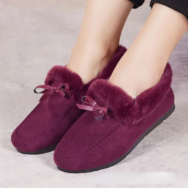 Embroidered Loafers Women Winter Casual Shoes New Moccasins Soft Flat Non-slip Loafers Fashion Comfort Warm Plush Bow Slip on Female Cotton Shoes