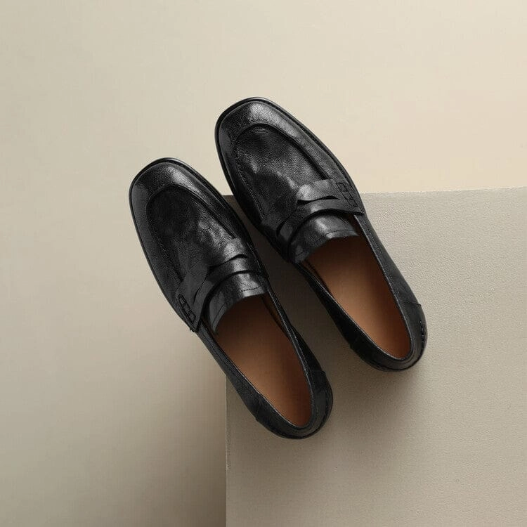 Retro Style Soft Leather Penny Loafers for Women in Coffee/Black Dexflex Comfort Loafers