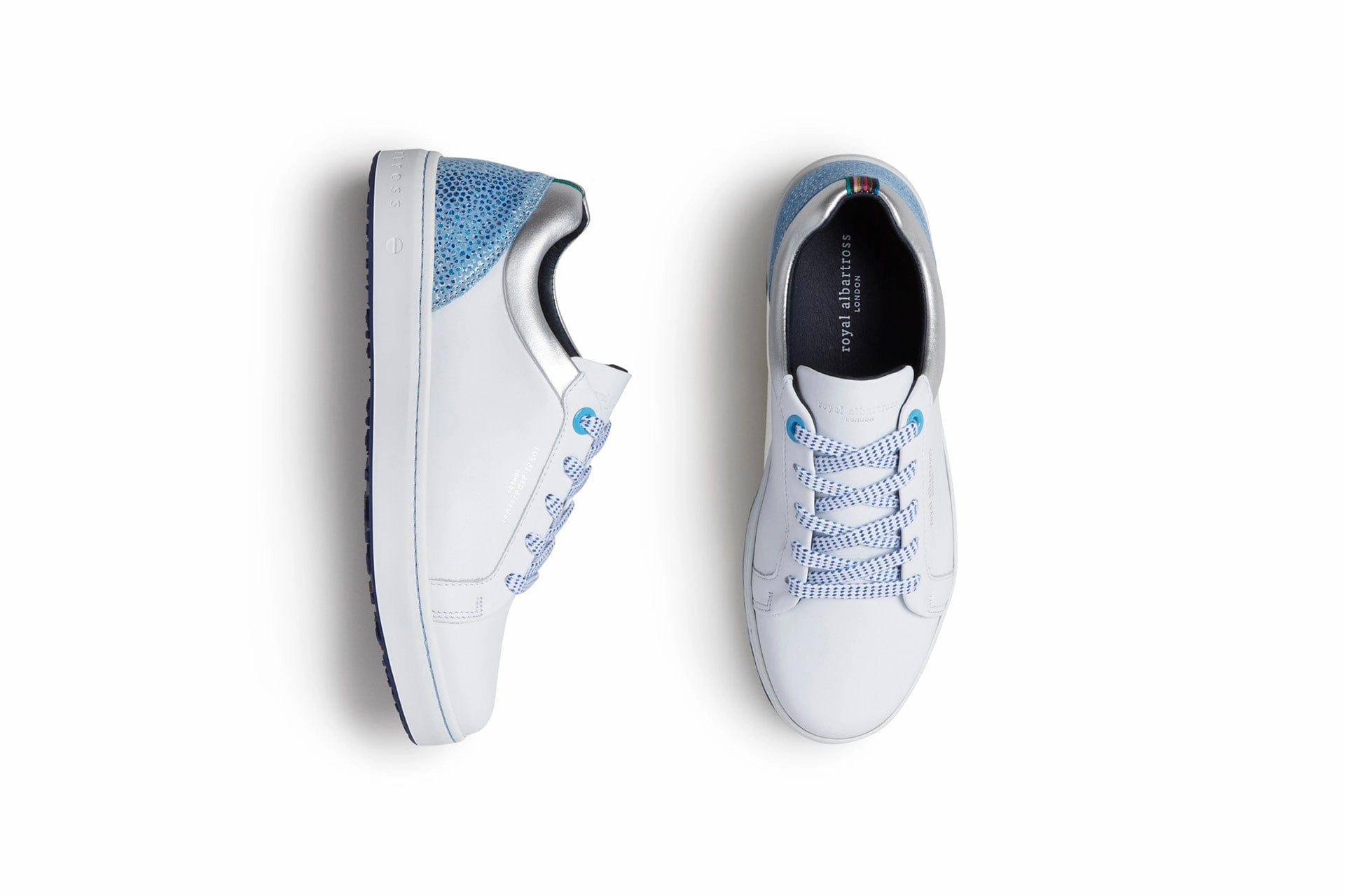 Lady Skye | White/Sky Blue vacation wear Relax Holiday Look