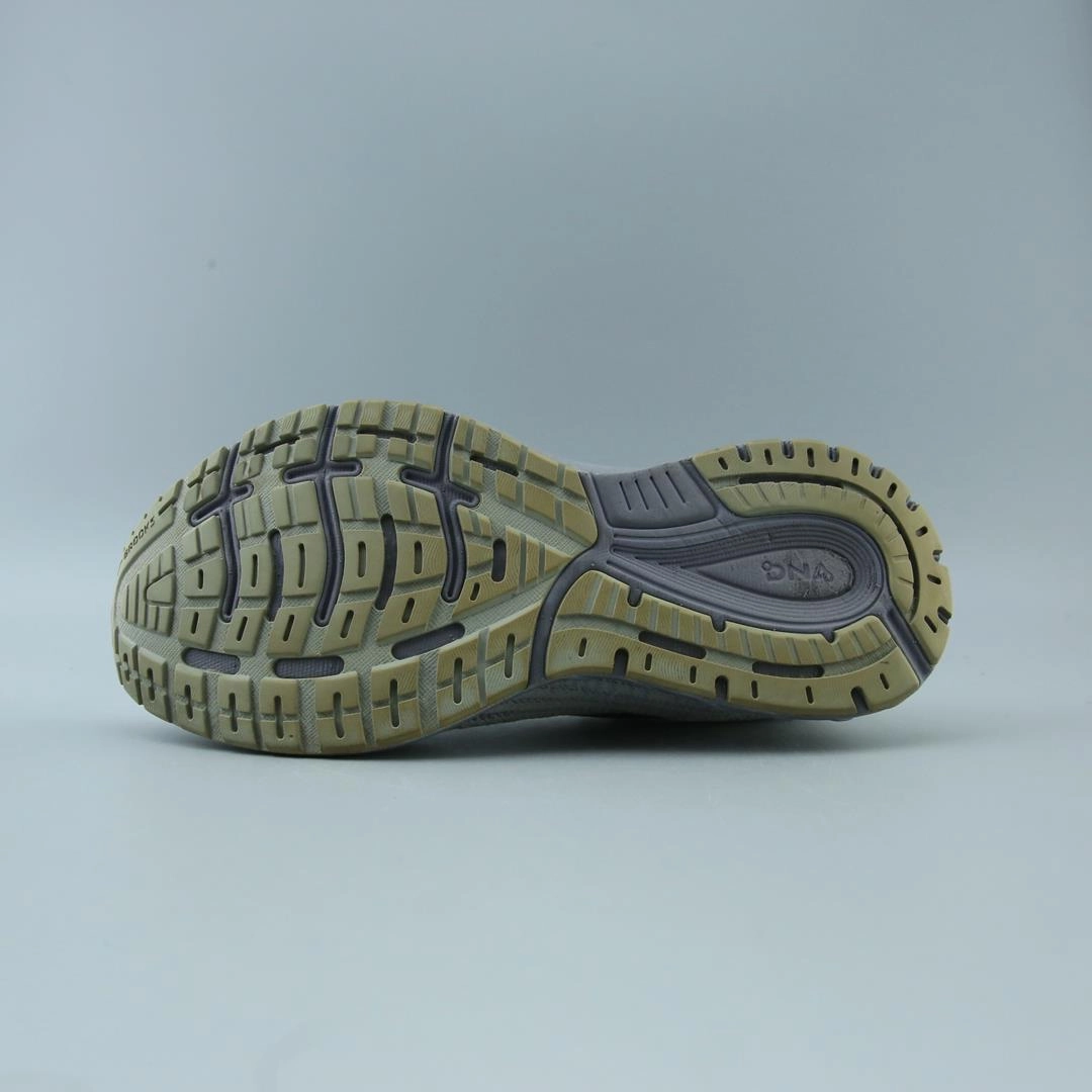 Washing Running Shoes BROOKS REVEL 3