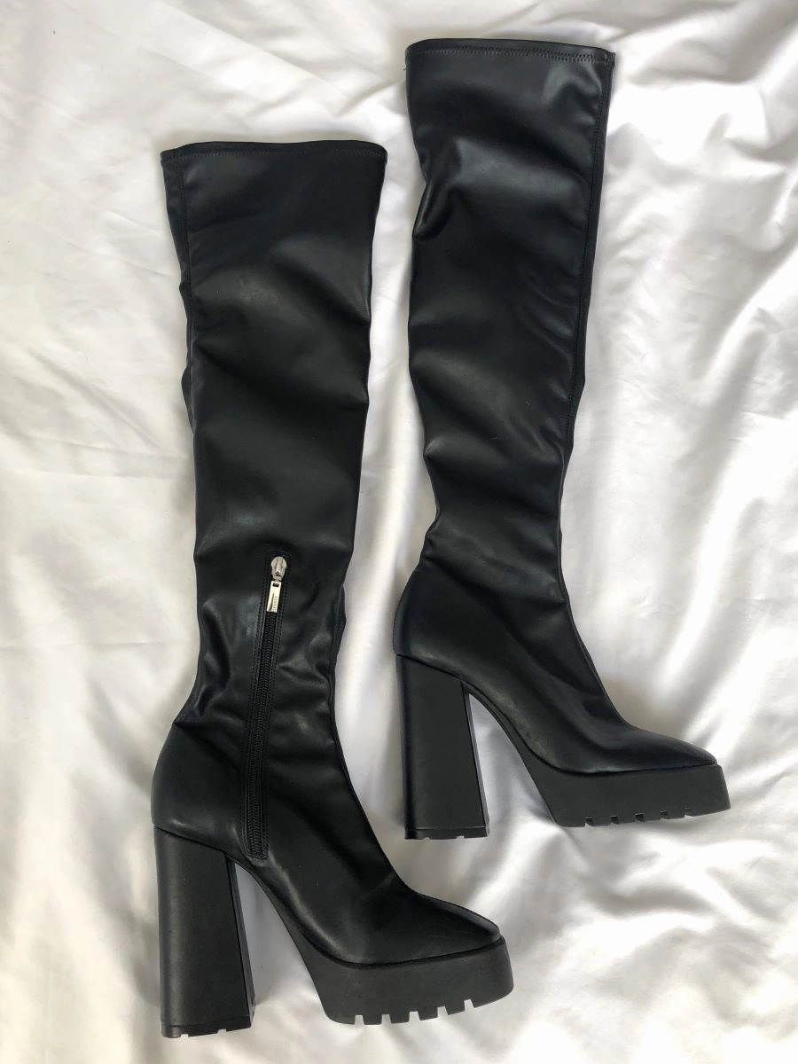 Adidas Shoes Soccer Schutz Darlyn Size 6 Vegan Leather Over the Knee Boots