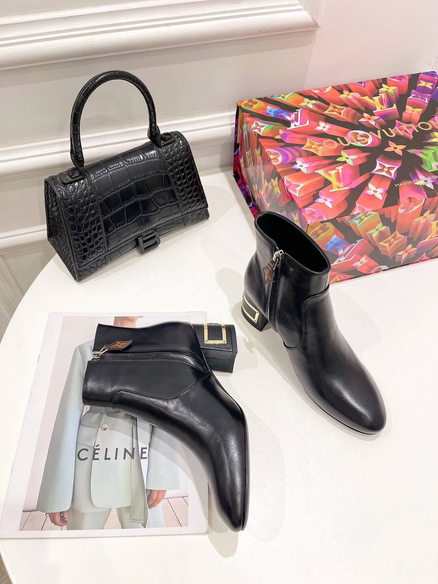 Cloud Foam Shoes Adidas SE669  Size 4-9   Heels:5cm Material: Cowhide  Lining: Sheep skin Sole: Italian leather