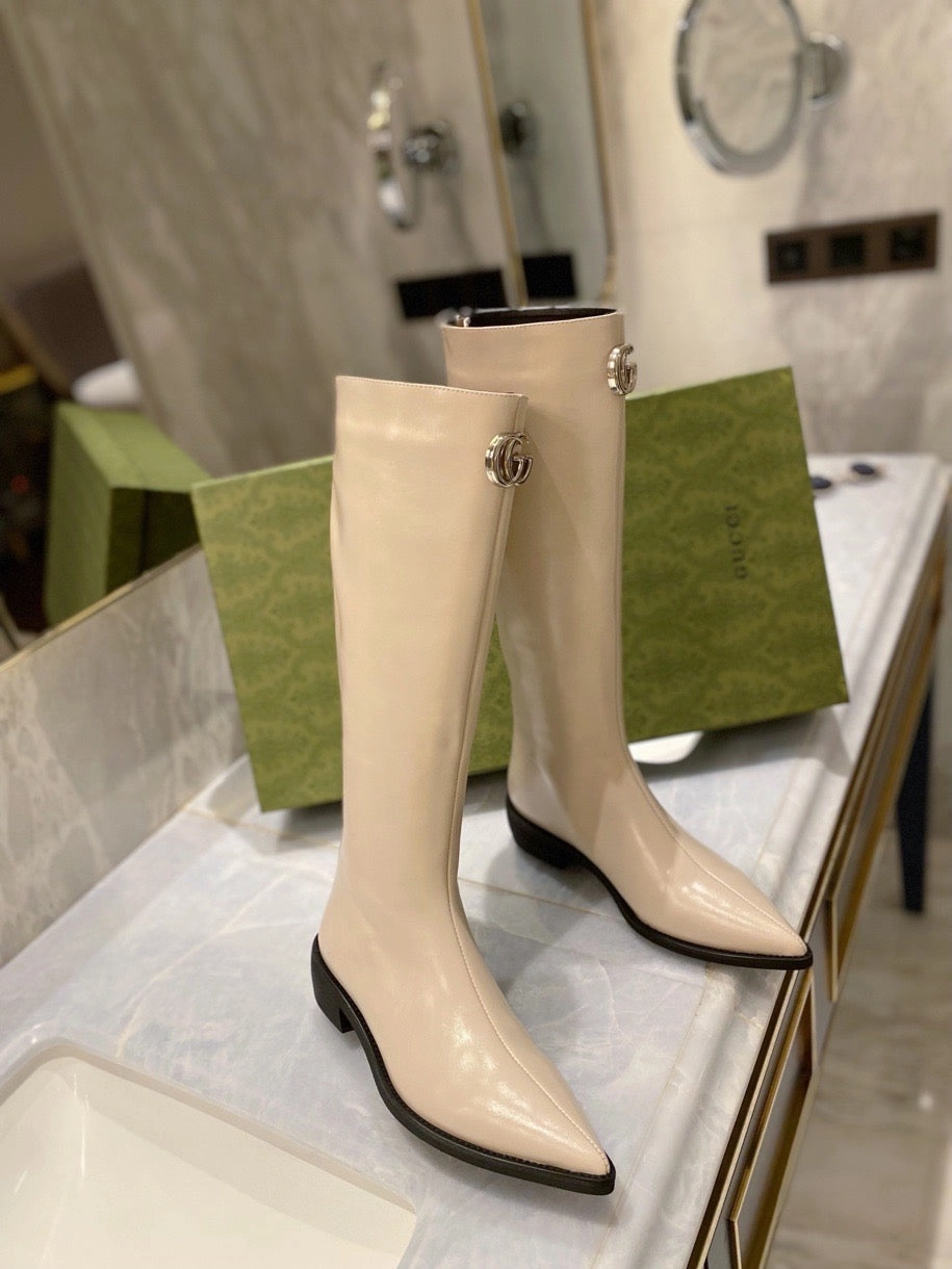 SE701  Size 5-10   Heels:3cm Shaft measures approximately 15.5 from arch Material: Cowhide  Lining: Sheep skin Football Shoes Adidas X