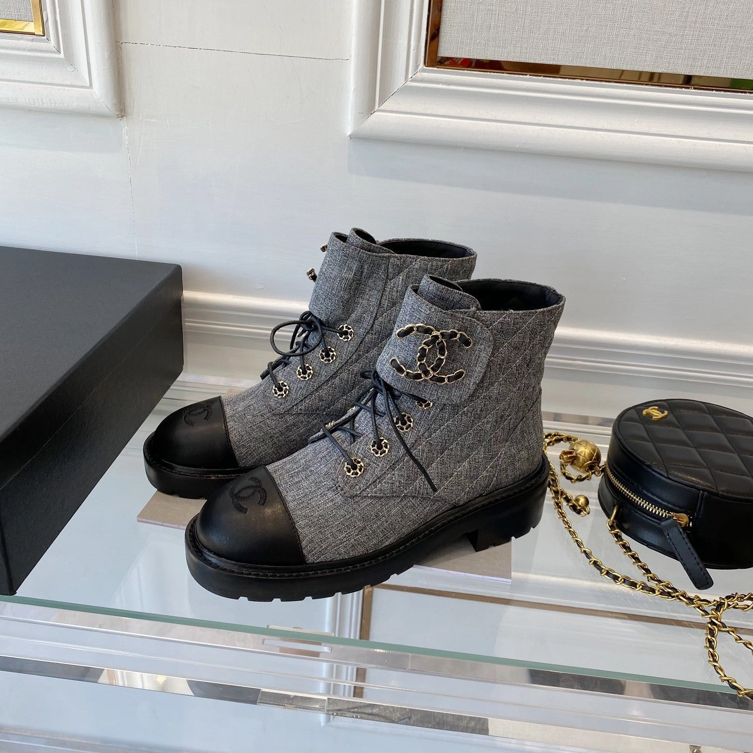 Adidas Star Wars Tennis Shoes SE731  Size 4-9