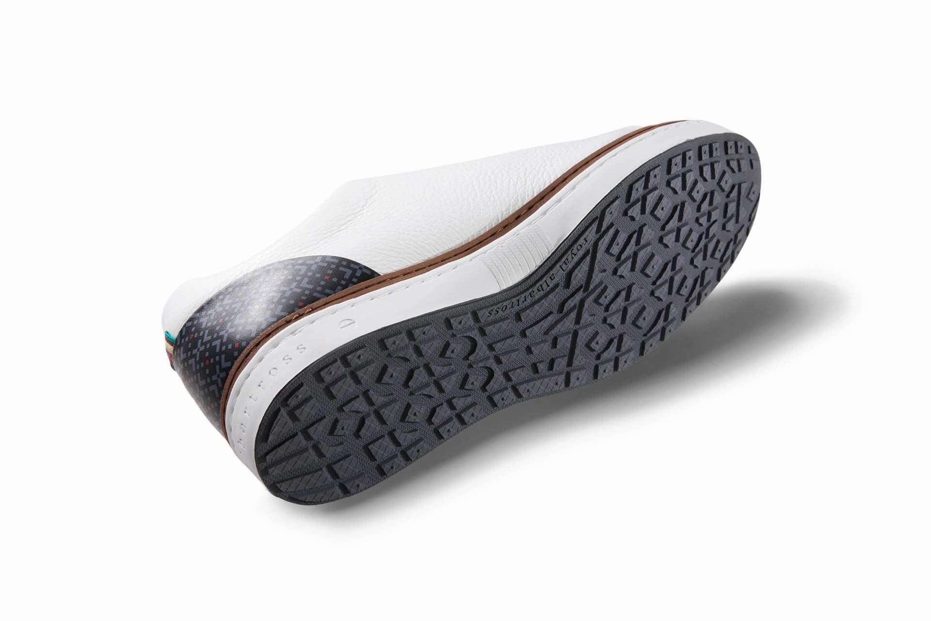 Pontiac v2 | Geo White/Black Padded Footbed Foot Freedom Fit