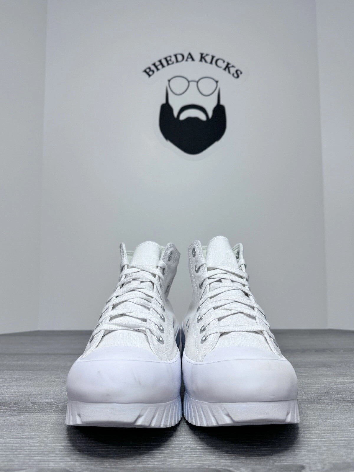 Size 9.5 Mens Converse Sneakers White A00871C Chuck Taylor All Star Lugged 2.0 Asics Popular Shoes