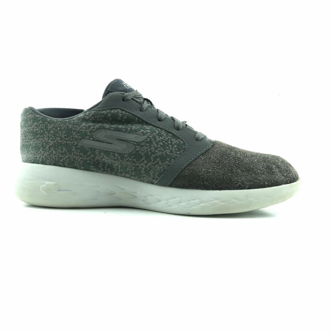 Turf Running Shoes SKECHERS GO RUN 600-CIRCULATE