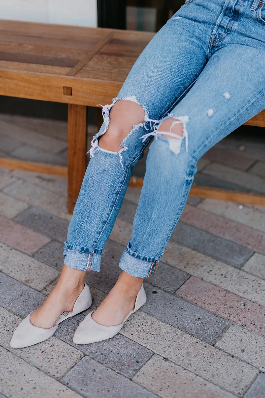 Calm Walk Weekend Vibes Creme de la Creme