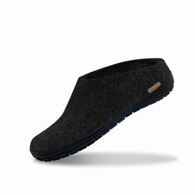 Slip-on with natural rubber sole - black - Charcoal Instant Footwear Quick Travel