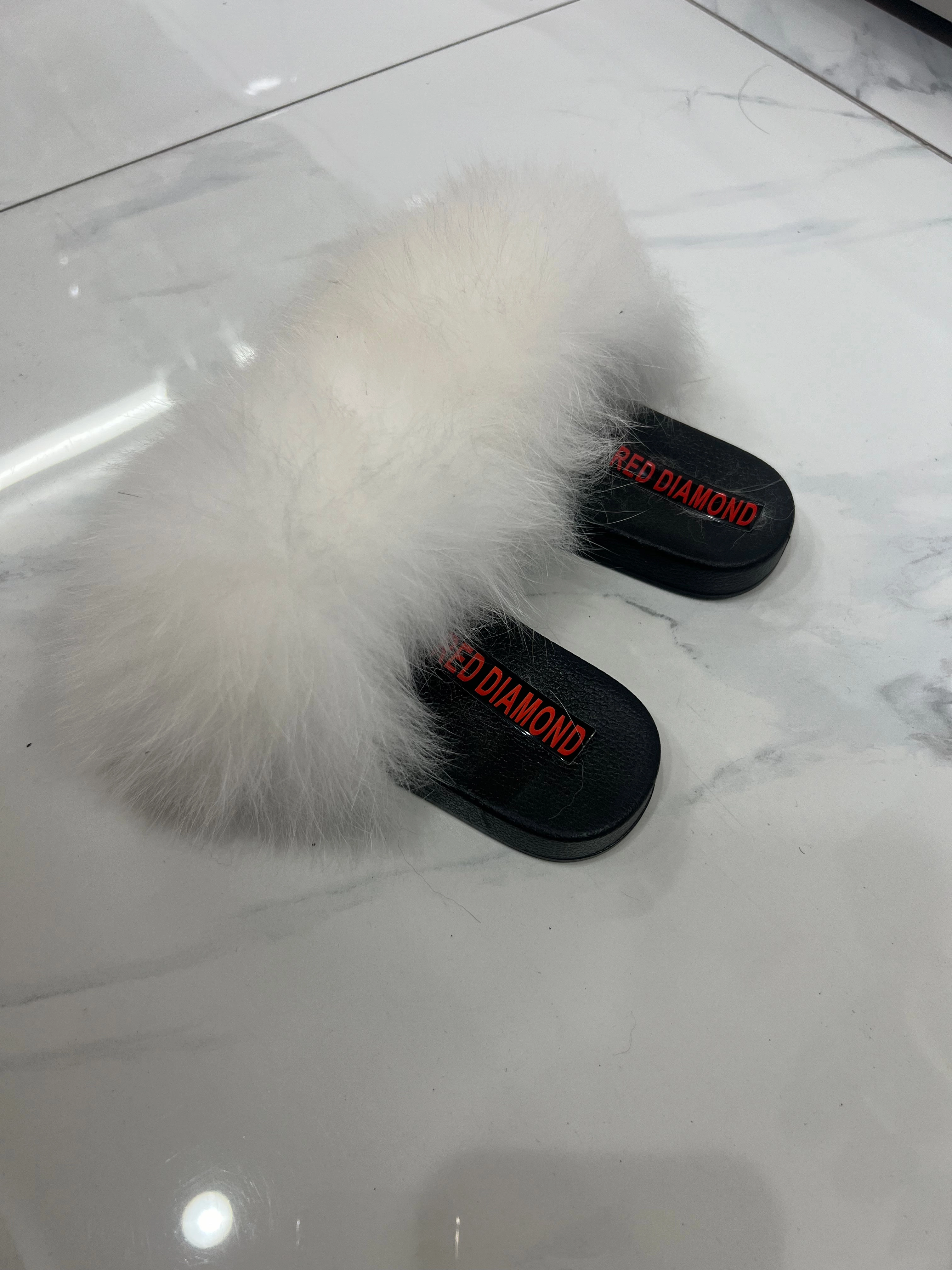 Kids faux fur slides white Hello Kitty Slides