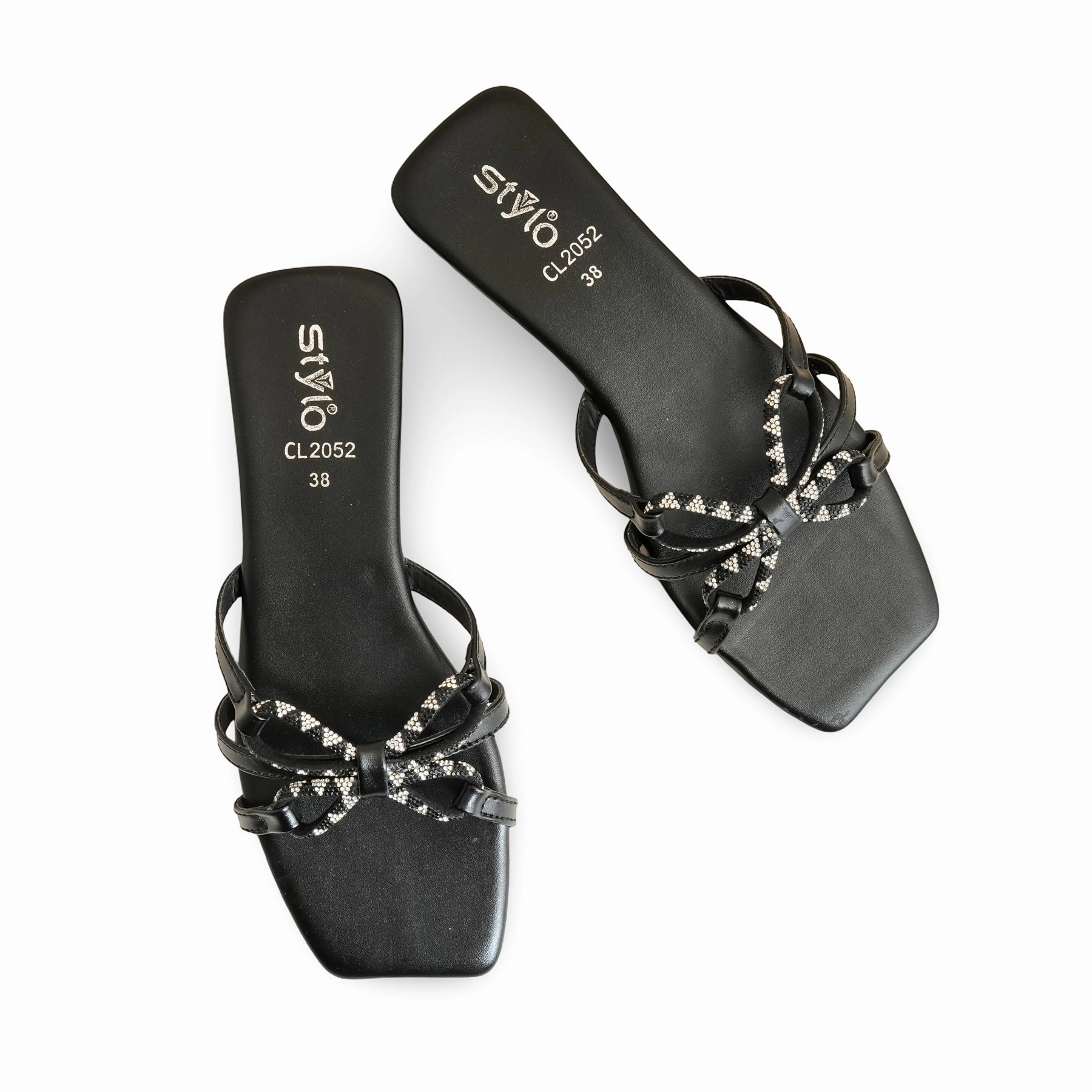 Black Casual Slipper CL2052 Slippers On Feet