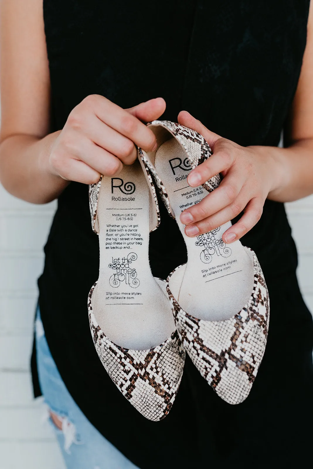 Snake Charmer Pause Step