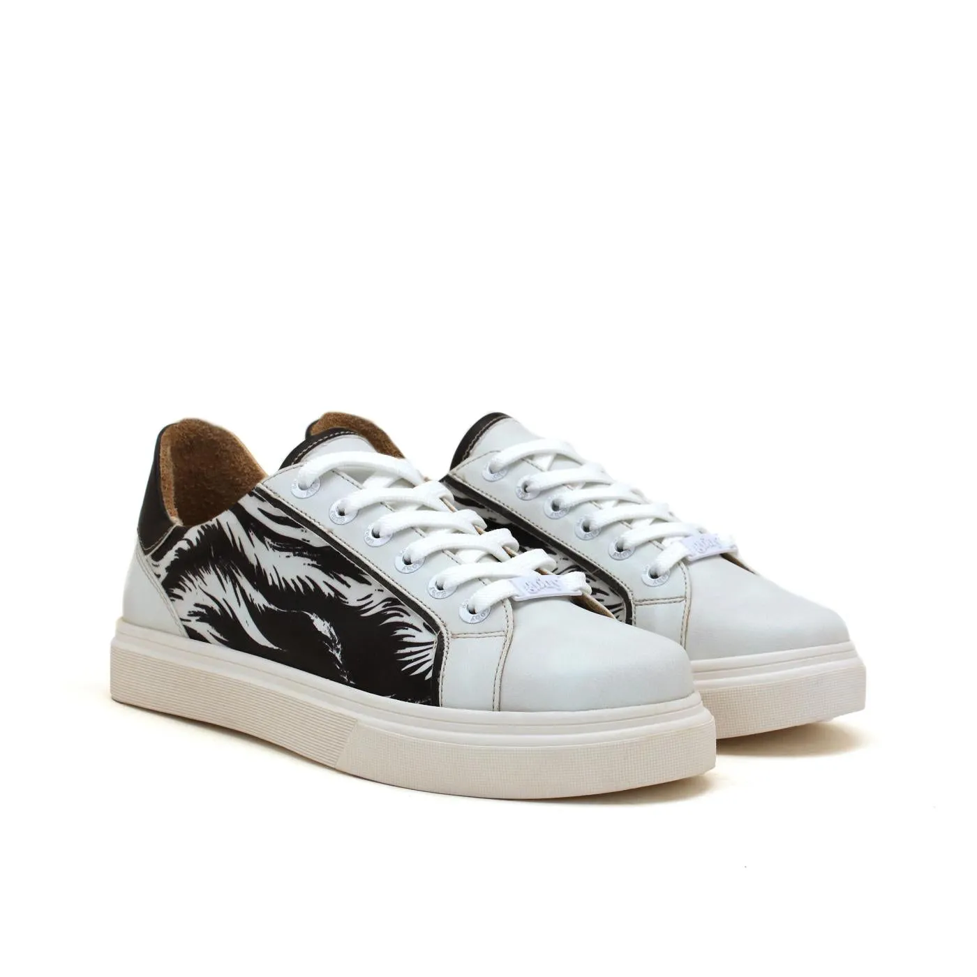 Easy Wear Closet Core Sneaker Shoes GFT102