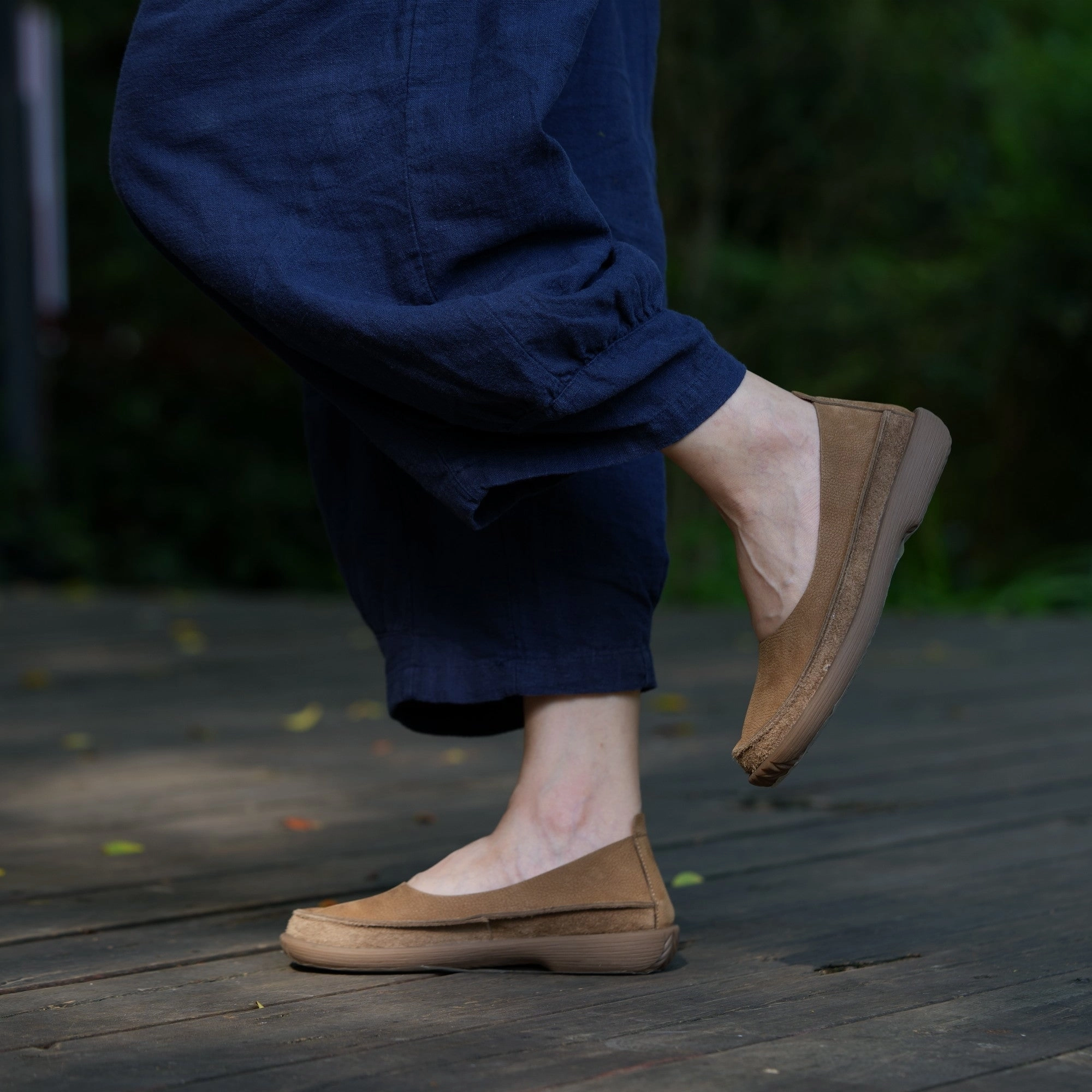 Best Travel Loafers Soft Leather loafers Breathable Slip Ons Handmade in Green/Coffee/Khaki