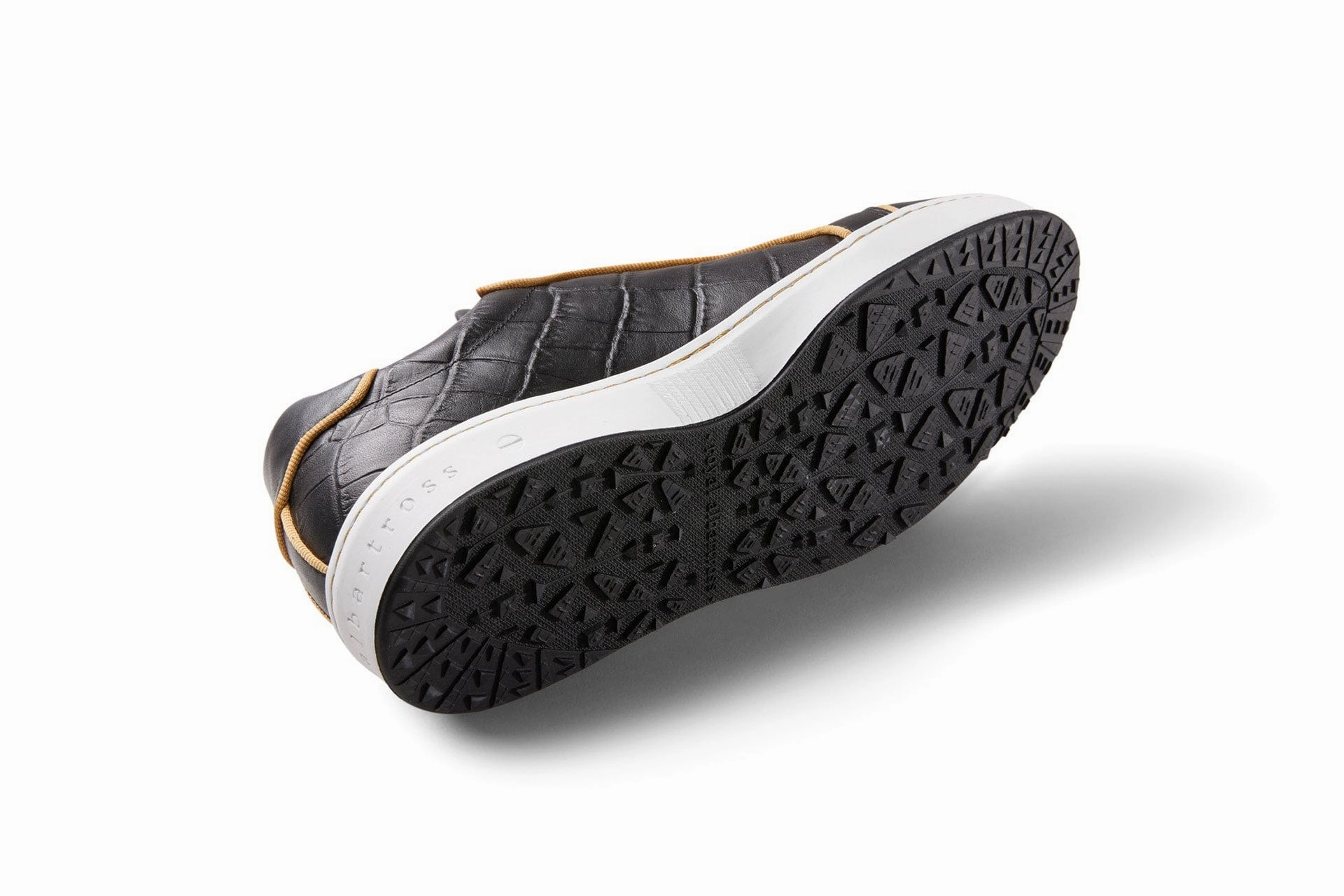 Buckingham | Black/Gold Fitness Enthusiast