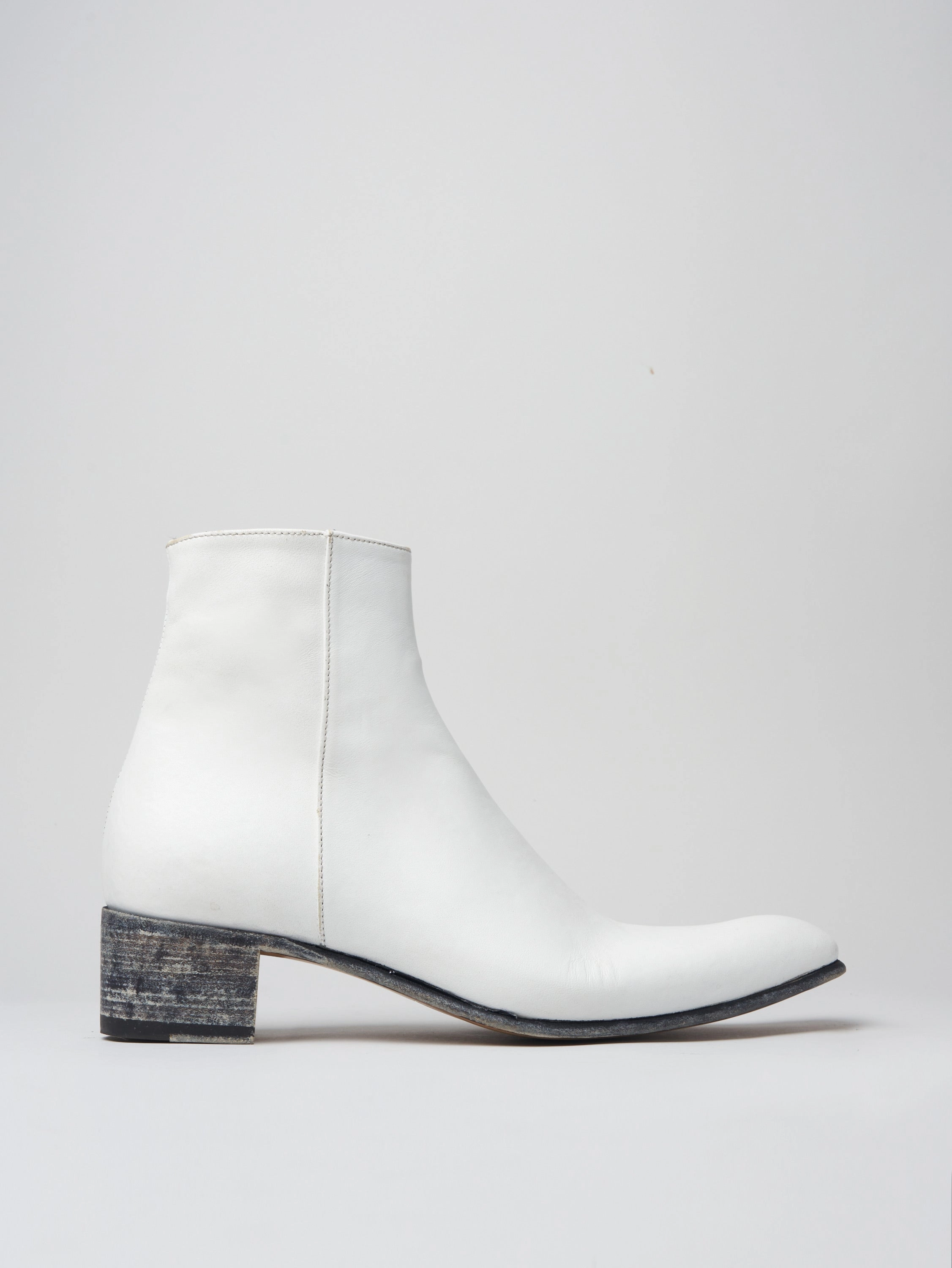 SONNY 40MM ANKLE BOOT IN DISTRESSED WHITE VACCHETTA Camo Rain Boots