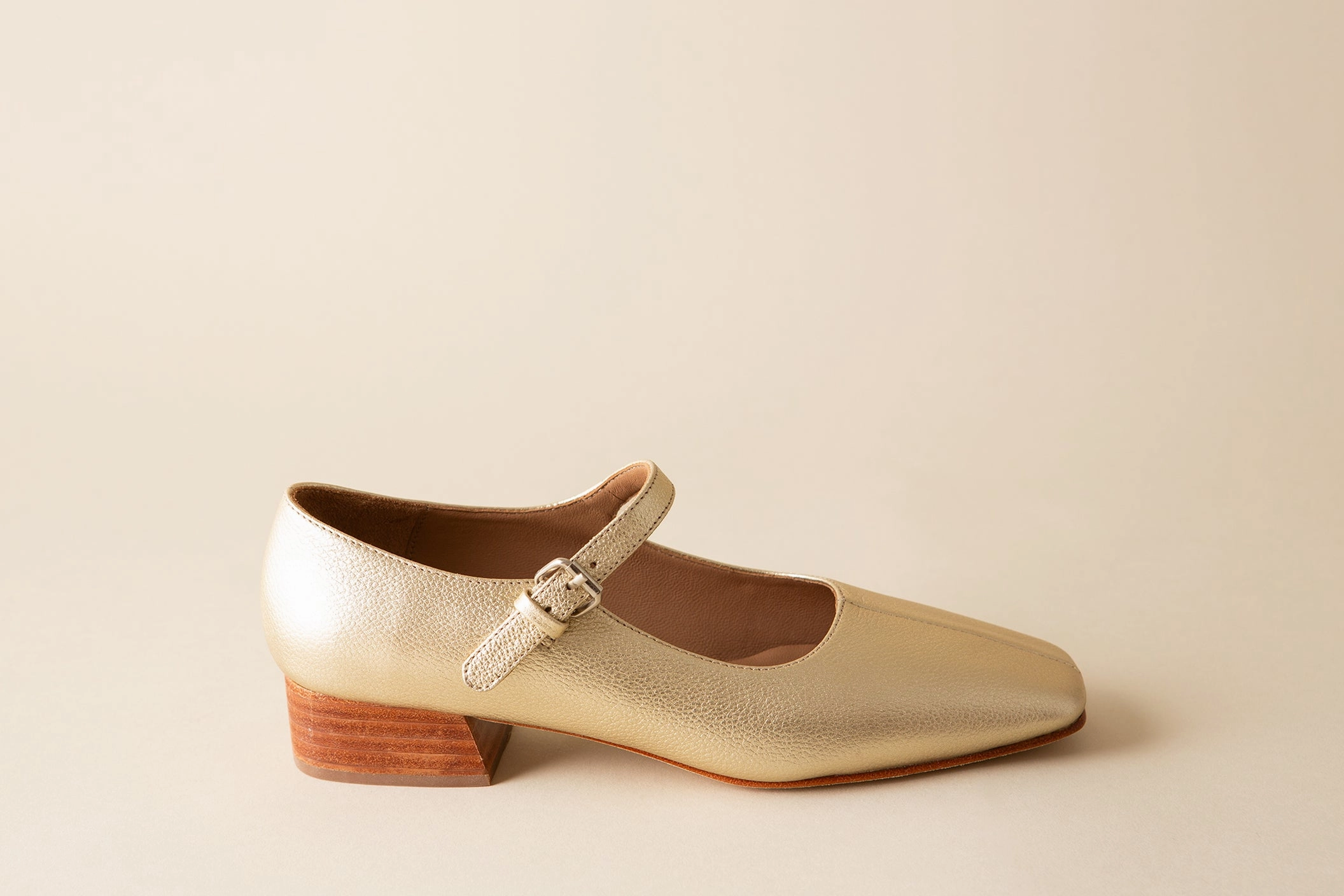 STELLA Chic Boots Photo Spark