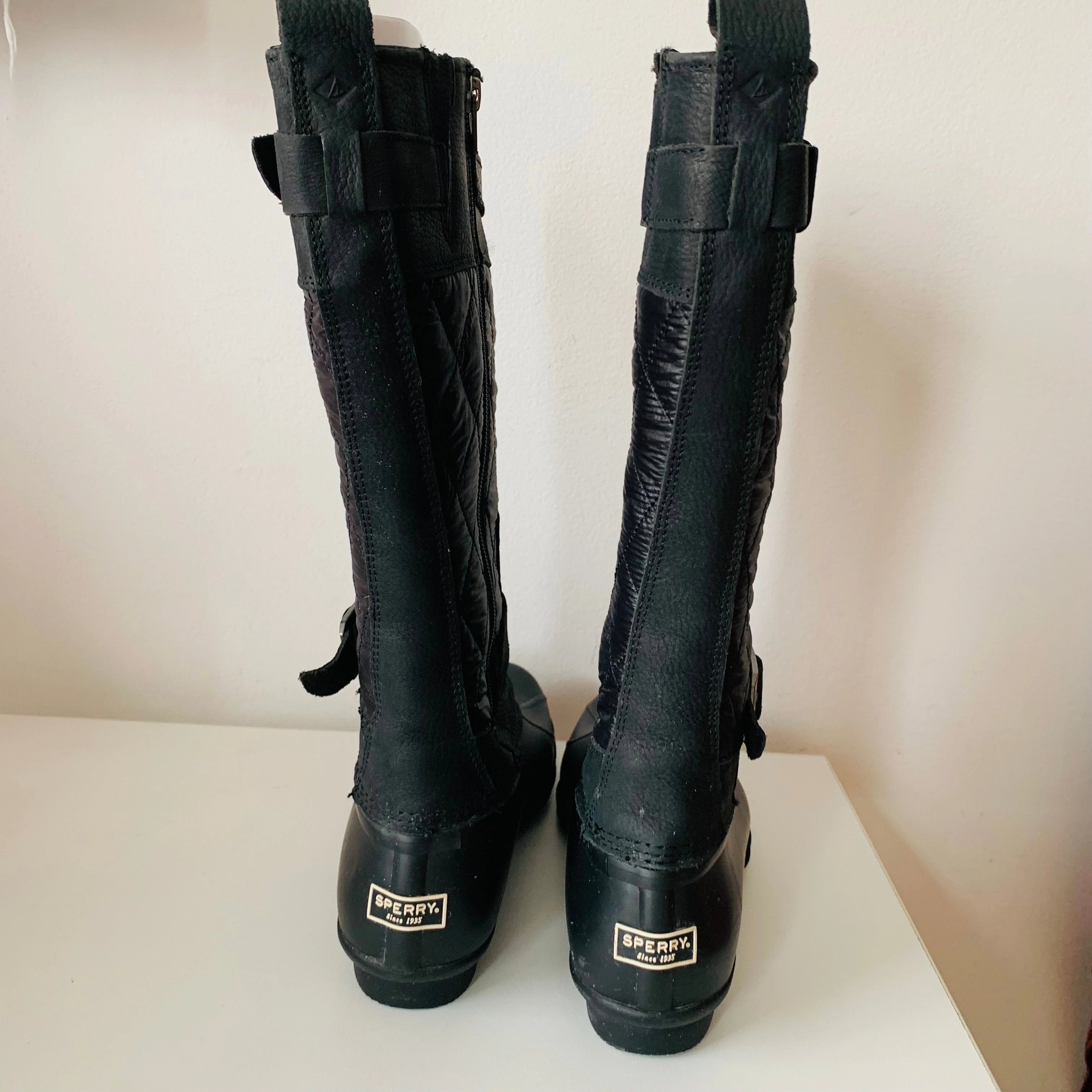 Uk 5 To Us Shoe Size Adidas Sperry Saltwater Quilted Tall Nylon Rubber Duck Black Womens Boots Size 9