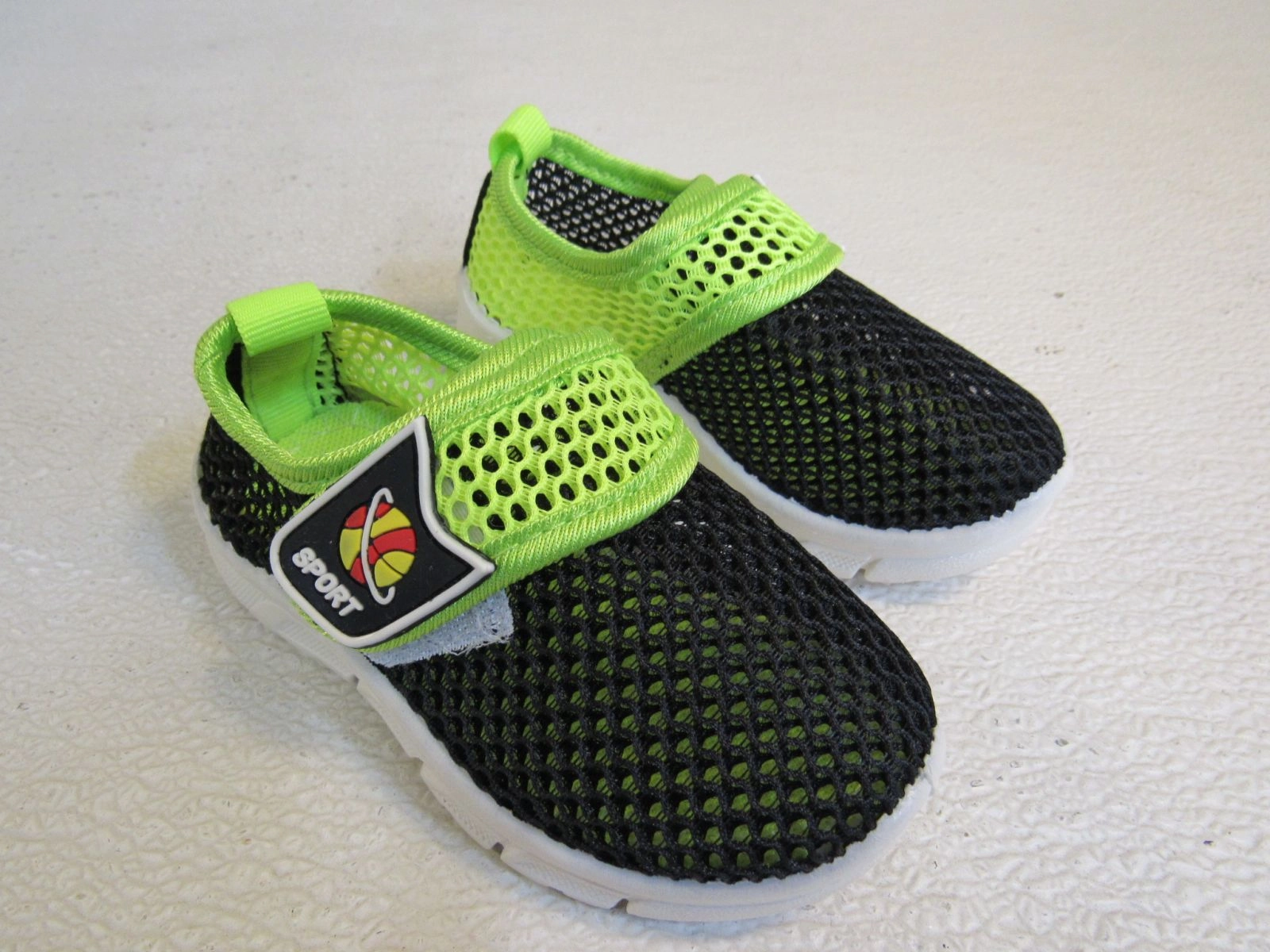 Sport Mesh Tennis Shoes Black/Lime Green Male Kids 1-2 Size 18-24 mo -- New Tennis Shoes Size 9