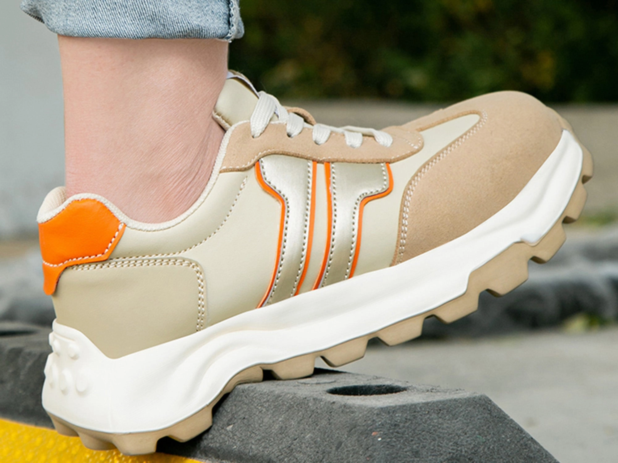 Steel Toe Boots for Women Lightweight Comfortable Industrial Construction Work Safety Shoes Indestructible Sneakers Driving In Work Boots