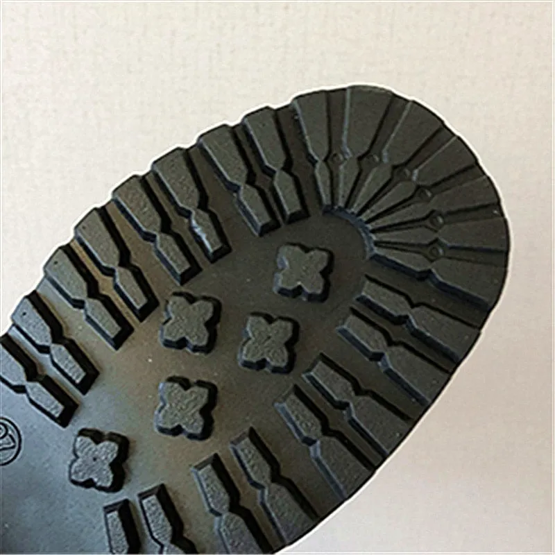 Suede Boots Claire  Bottes pour femmes lgantes, adaptes  toutes les saisons