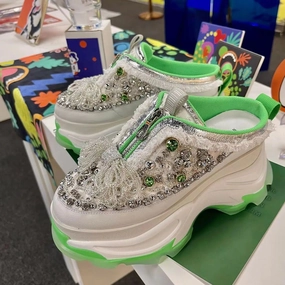 Luxury Slides Women Designers Outdoor Slippers Canvas Crystal Summer Shoes High Heels Platform Sandals Loafers Ins Ladies Lace Up Loafers