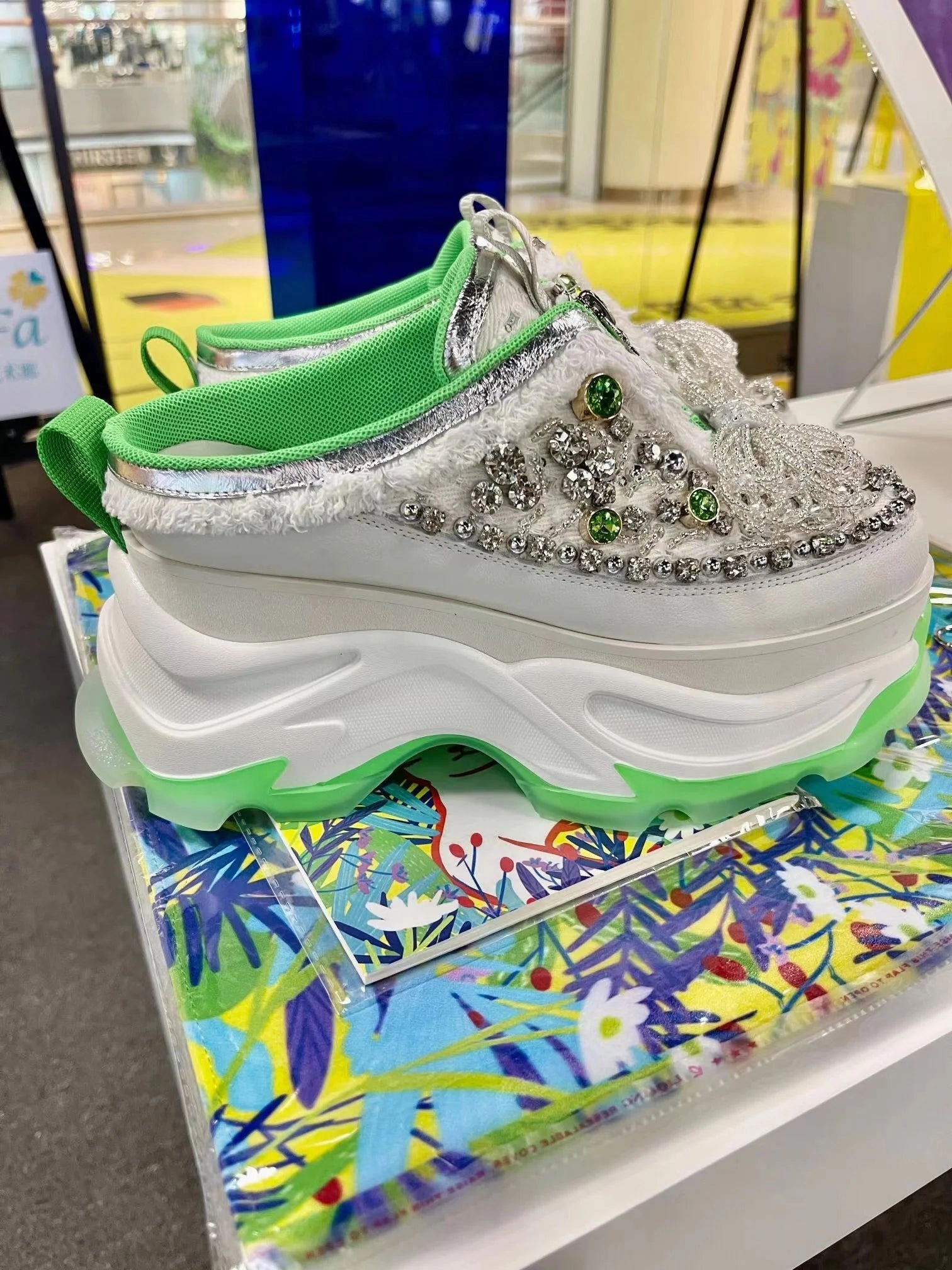 Luxury Slides Women Designers Outdoor Slippers Canvas Crystal Summer Shoes High Heels Platform Sandals Loafers Ins Playform Loafers