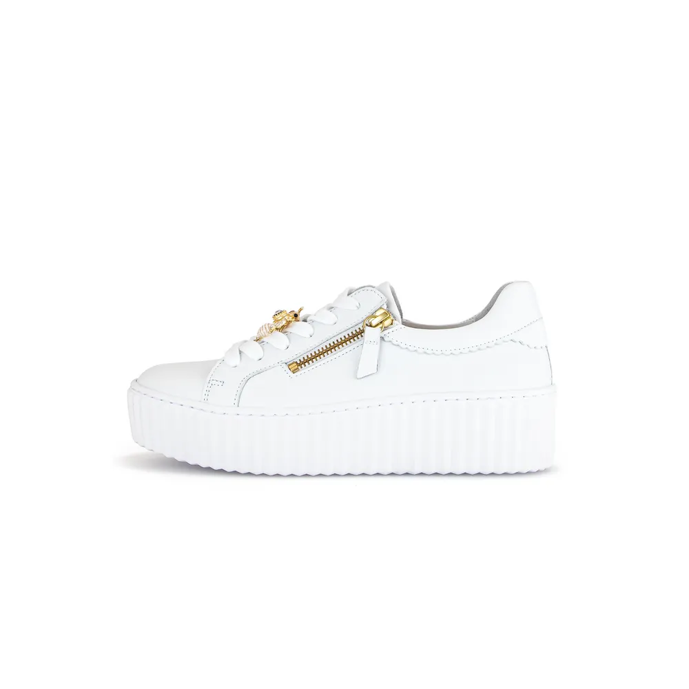 63.201-SNEAKER Mom Fit