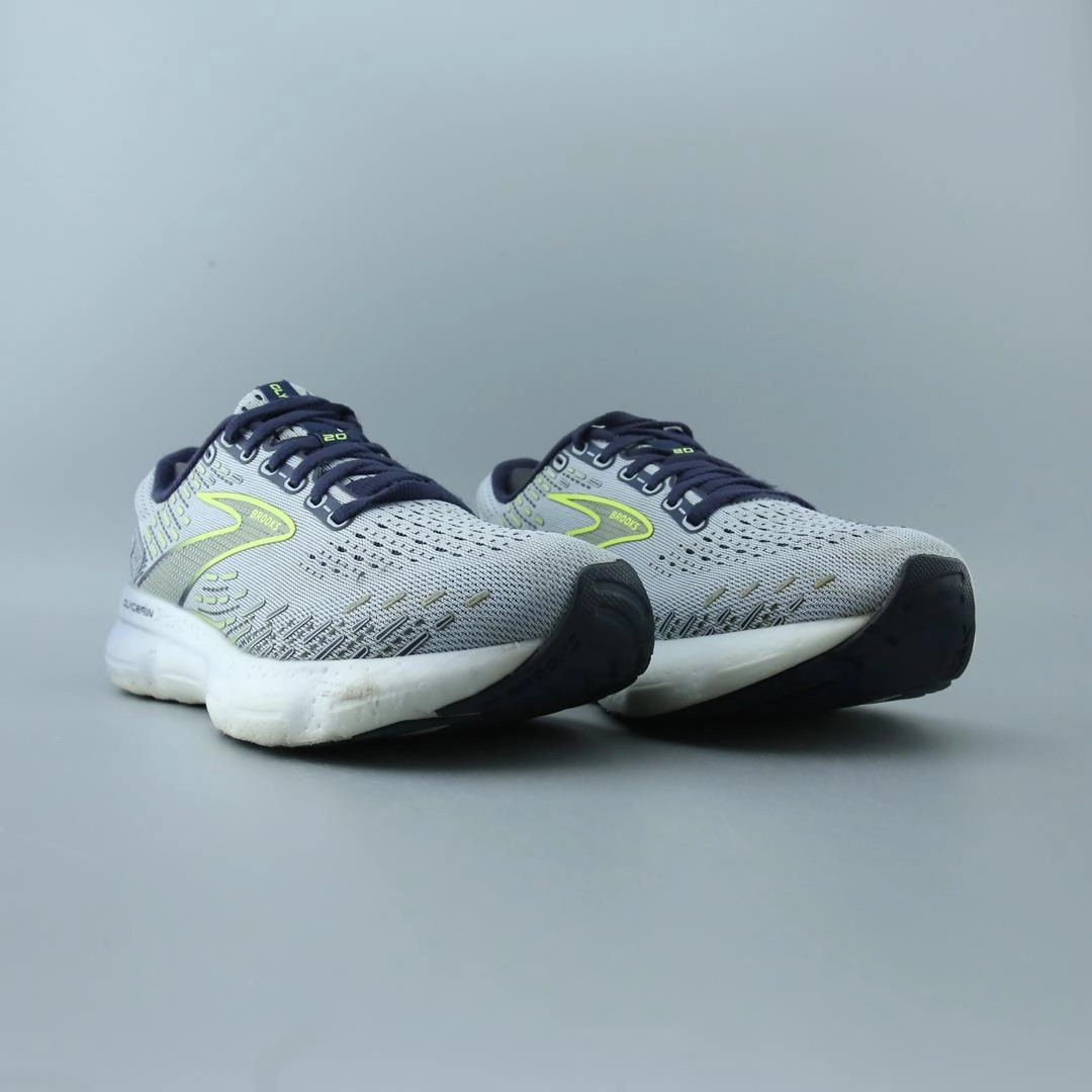 Light Weight Running Shoes BROOKS GLYCERIN 20