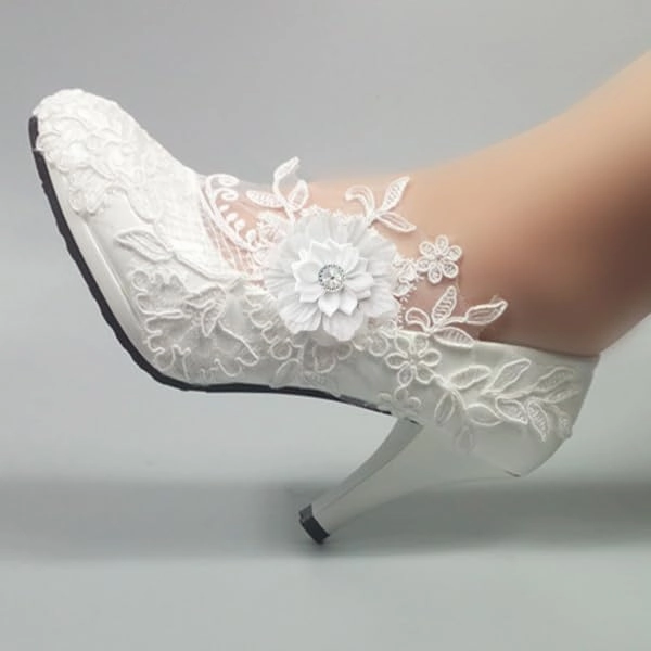 Dsw Low Heel Dress Shoes Dress First Wedding Shoes for Bride Women Pump Faux Leather High Heel Closed Toe Flower Rhinestone Lace Elegant Slip On Shoes