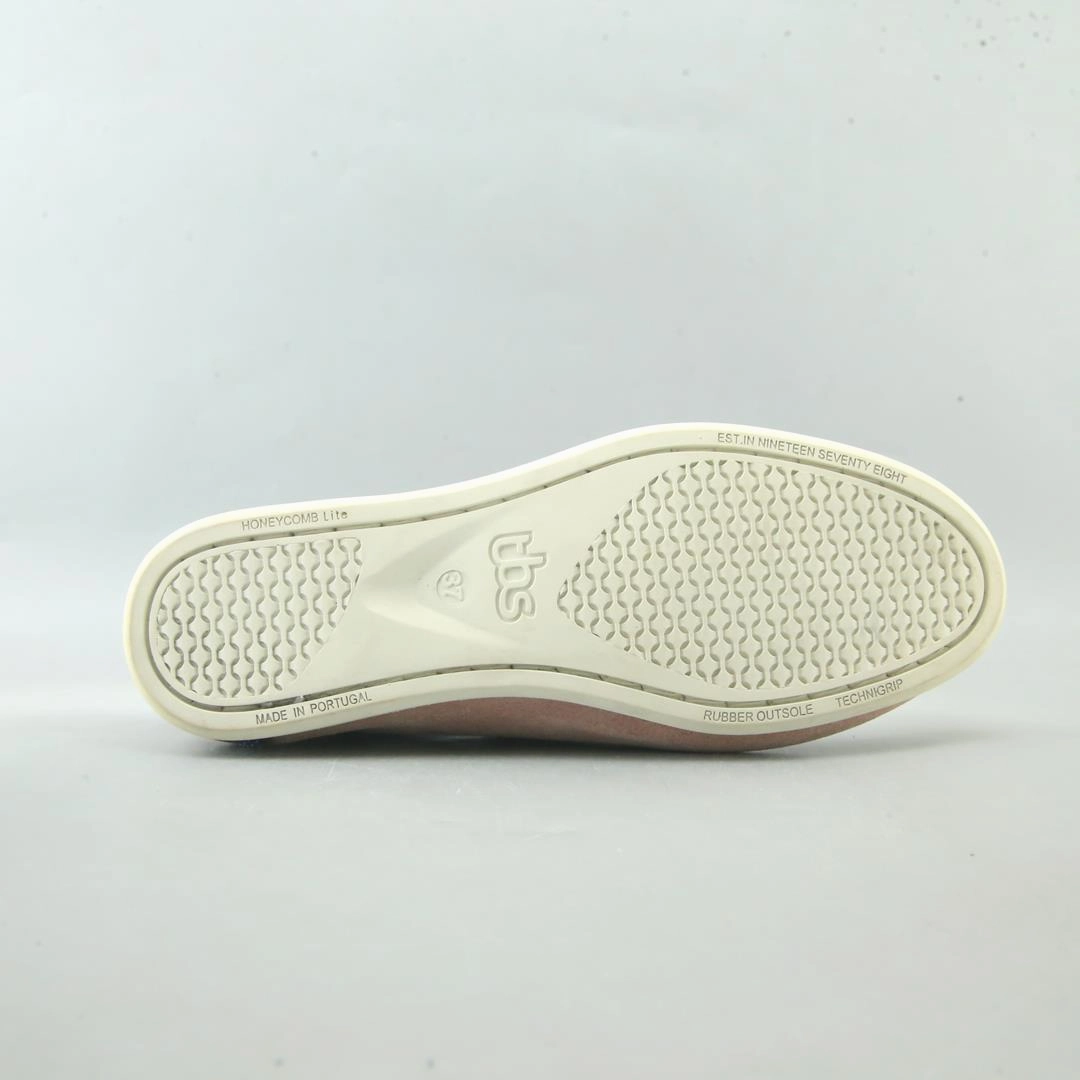 TBS . Shoes Outfit Casual