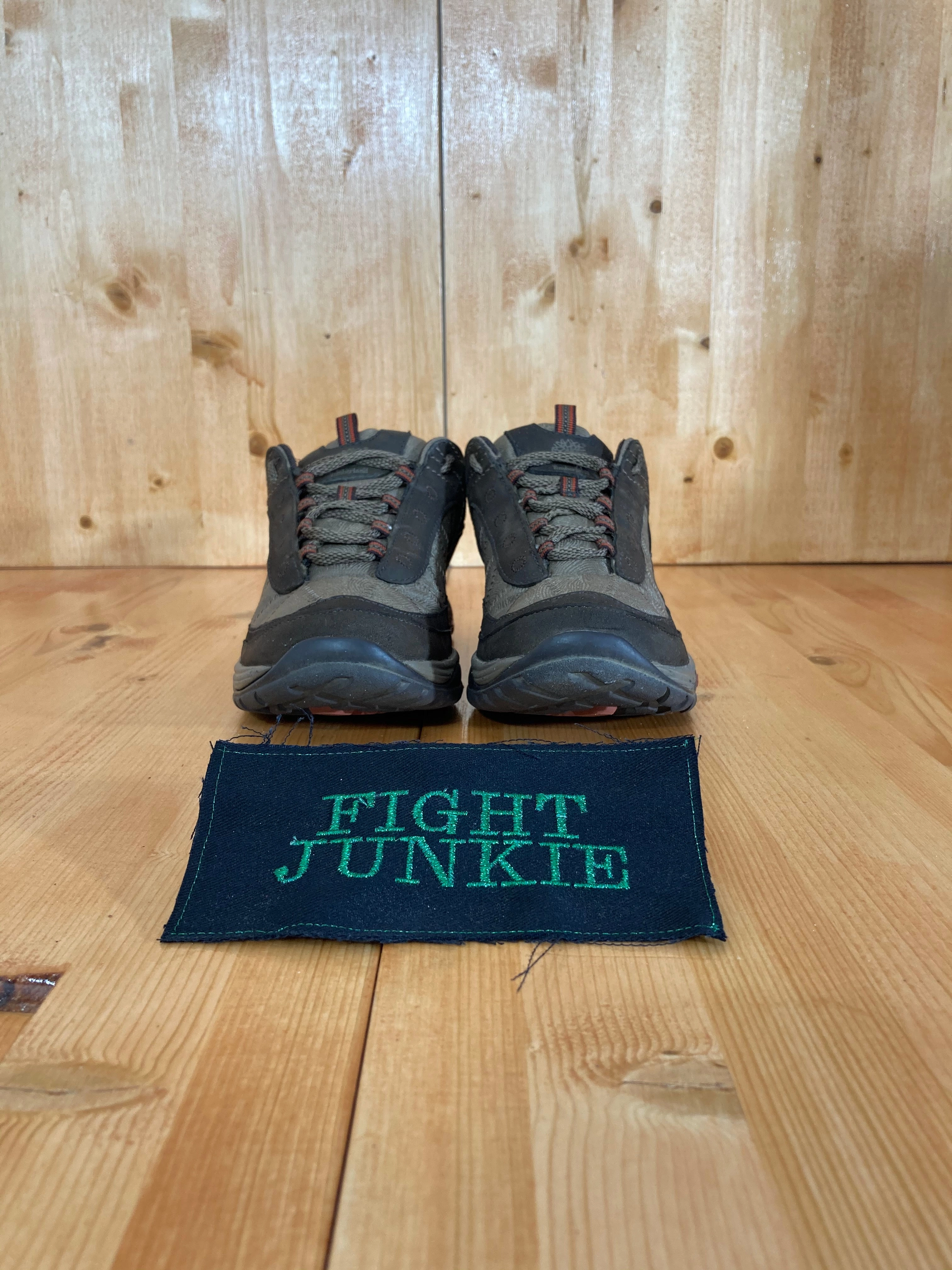 TIMBERLAND Women's Size 7.5 Vibram Ortholite Hiking Shoes Sneakers Softshell Hiking Boots