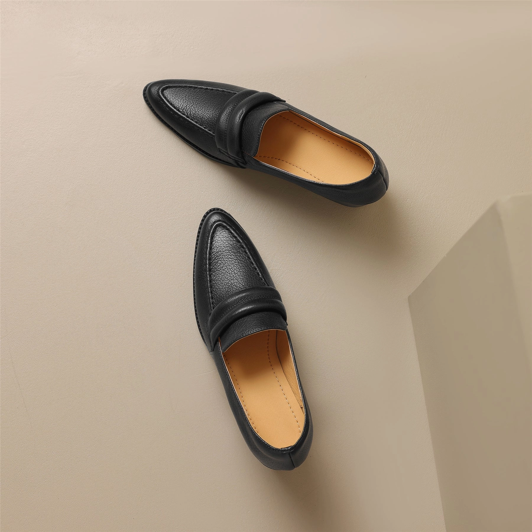 TinaCus Women's Handmade Genuine Leather Pointy Toe Chunky Heel Loafer Pumps Width Ladies Dress Shoes