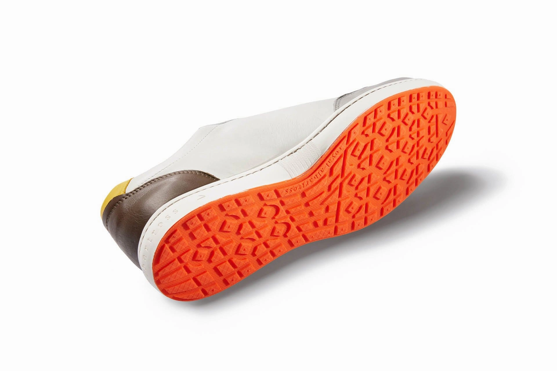 Northcote | Off White/Khaki Light Comfort Impact absorption