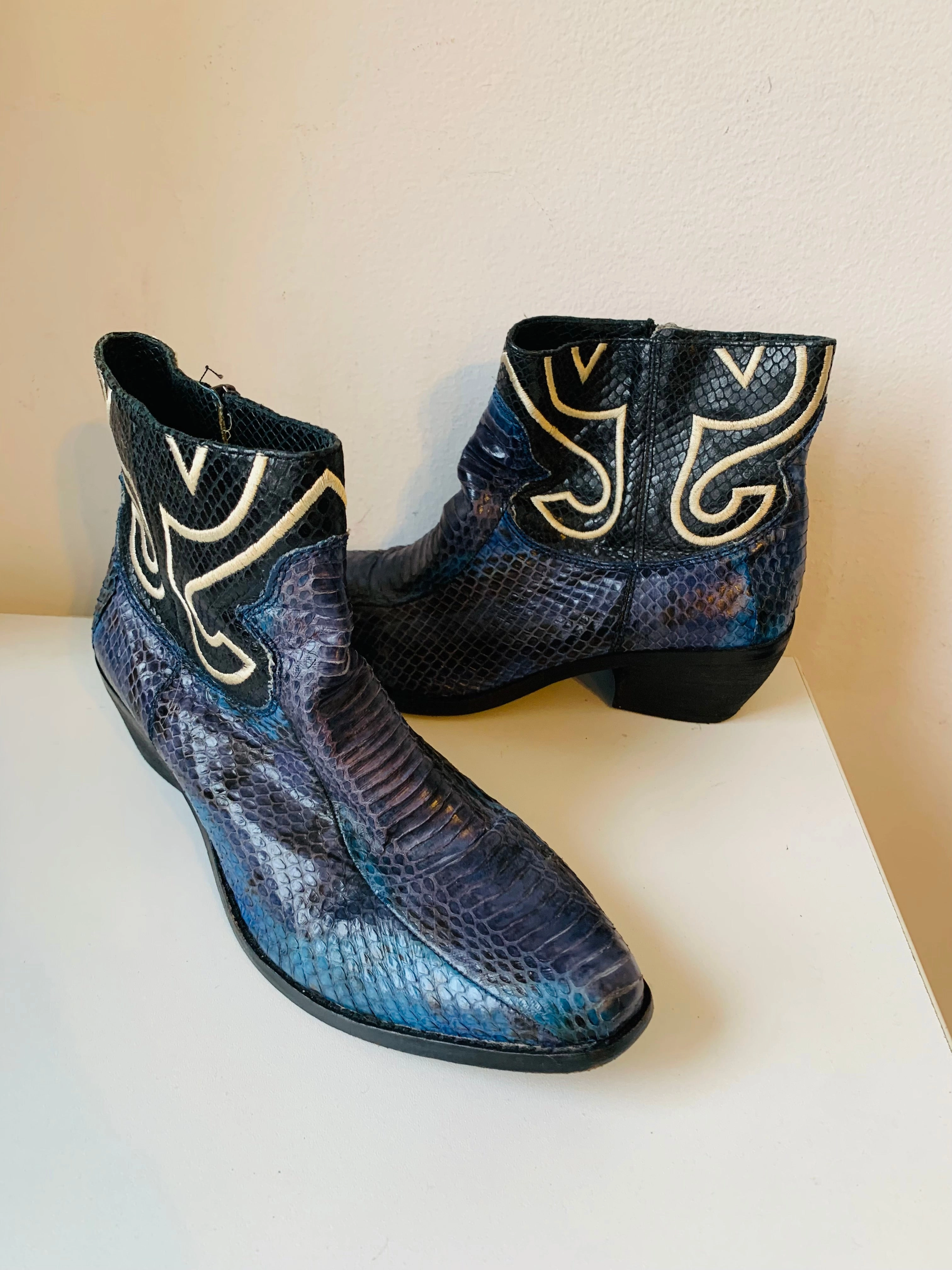 Adidas Hvc Wrestling Shoes Vince Camuto Calina Embroidered Blue Leather Ankle Boot Size 9